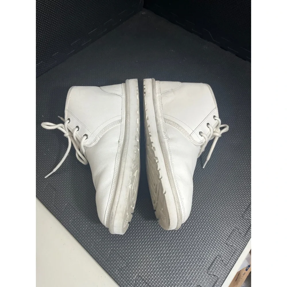 UGG MEN'S NEUMEL‎ CHOPD 1129470 PEBBLED WHITE SIZE 11 CHUKKA BOOTS SHOES WINTER